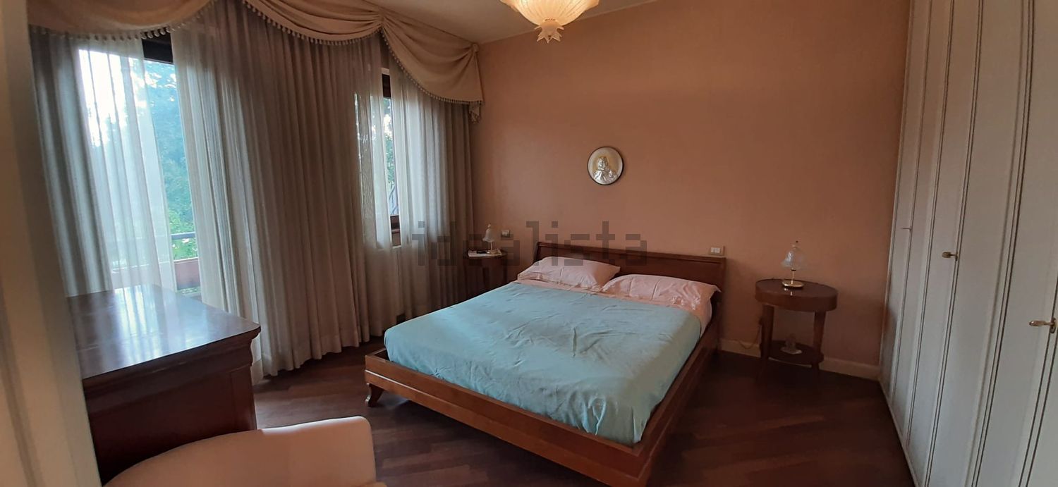 casa indipendente in affitto a Vitorchiano in zona Paparano