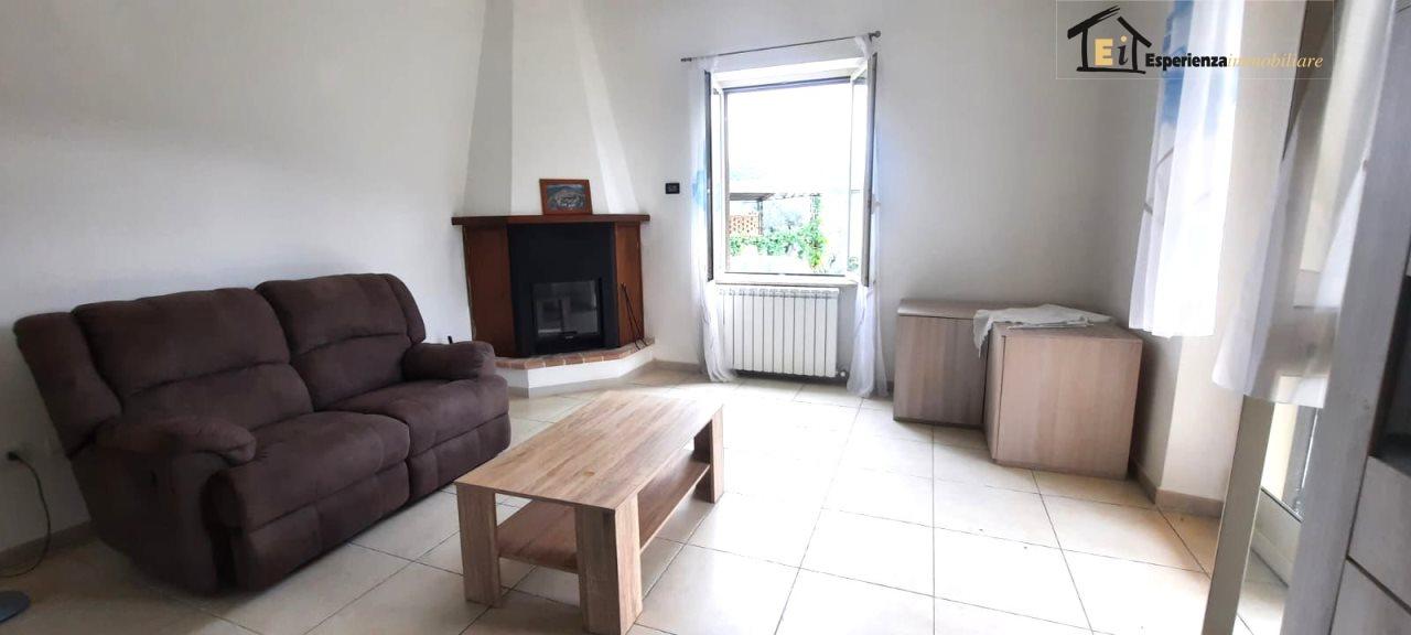 appartamento in affitto a Casperia