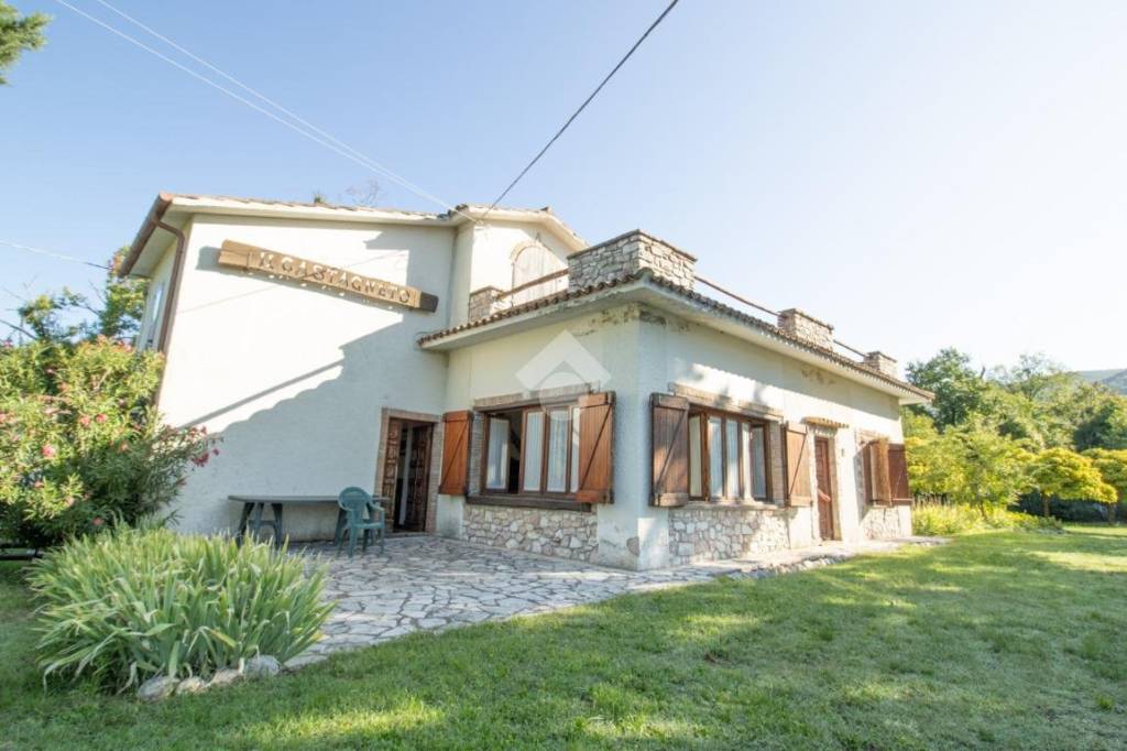 appartamento in affitto a Cottanello in zona Castagneto