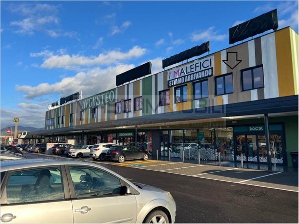 ufficio in affitto a Fara in Sabina in zona Passo Corese