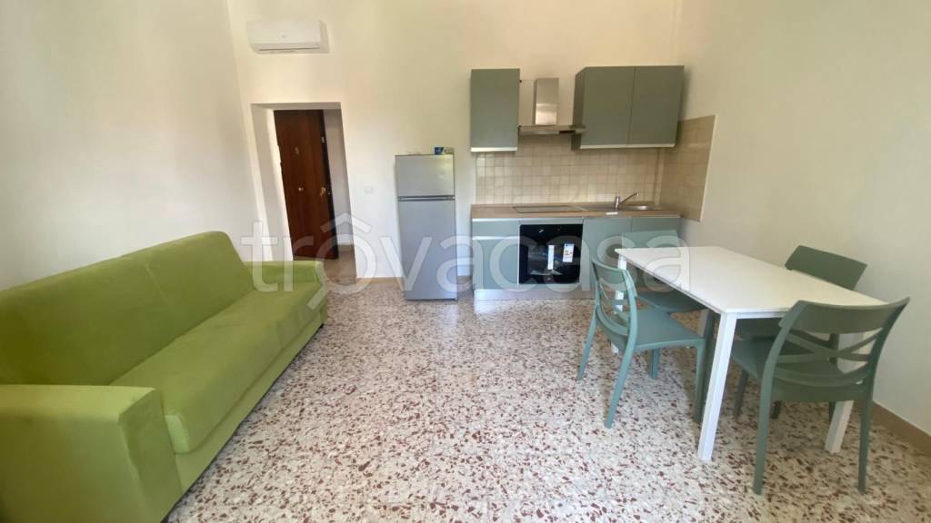 appartamento in affitto a Fara in Sabina in zona Passo Corese