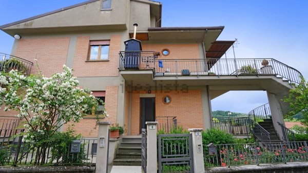 appartamento in affitto a Fara in Sabina in zona Passo Corese