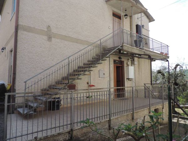 appartamento in affitto a Fara in Sabina in zona Talocci