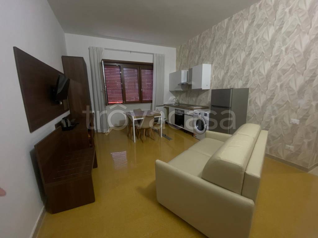 appartamento in affitto a Fara in Sabina in zona Passo Corese