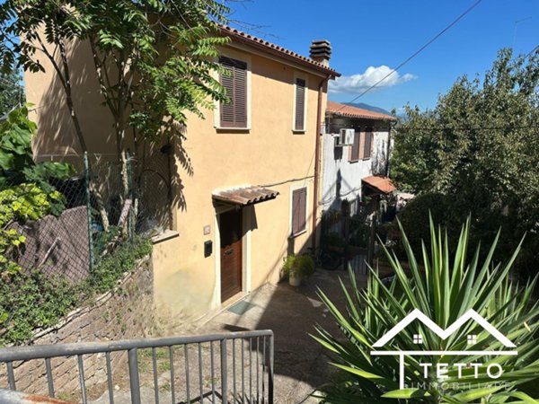 appartamento in affitto a Forano