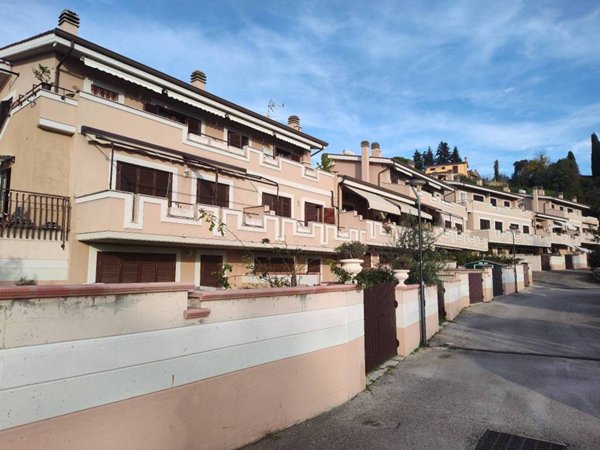 appartamento in affitto a Forano
