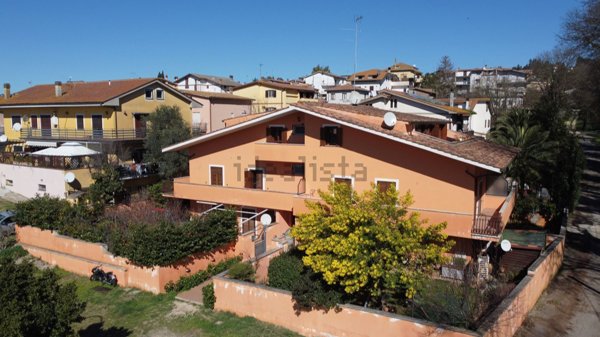 appartamento in affitto a Forano