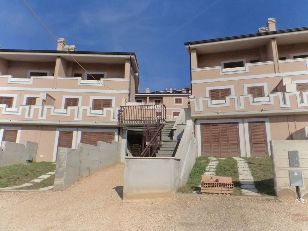 appartamento in affitto a Forano