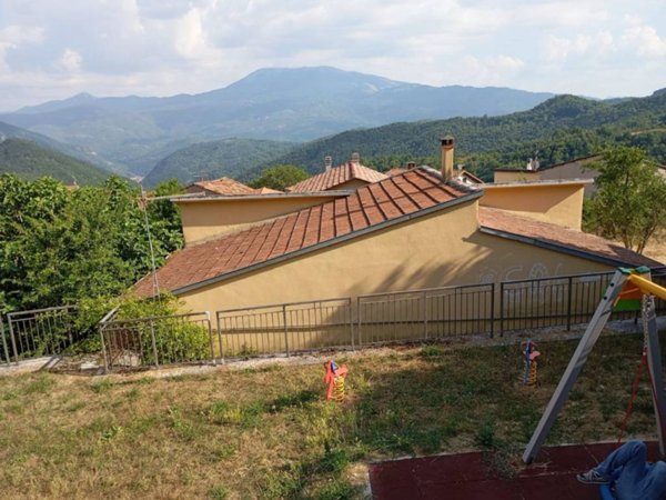 casa indipendente in affitto a Micigliano