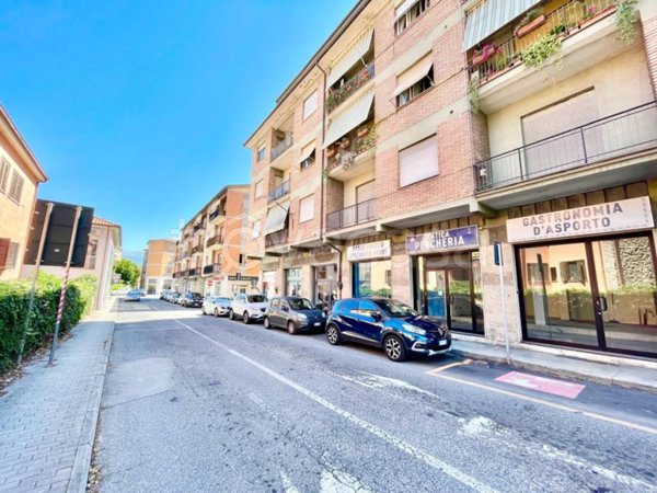 trivano in affitto a Rieti in zona Campoloniano