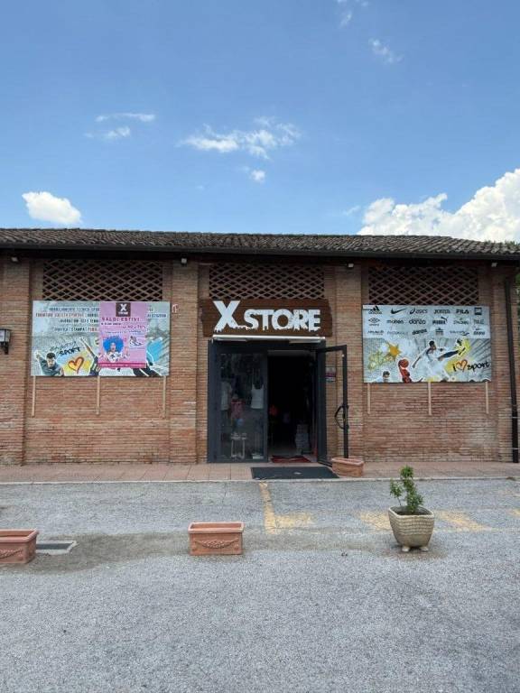 negozio in affitto a Rieti