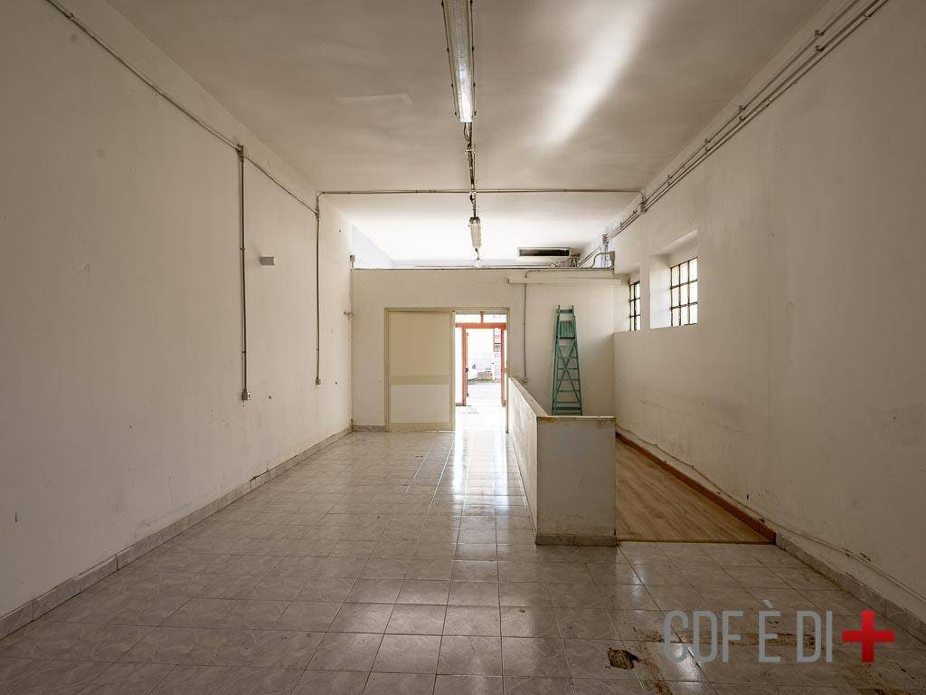 negozio in affitto a Rieti in zona Madonna del Cuore