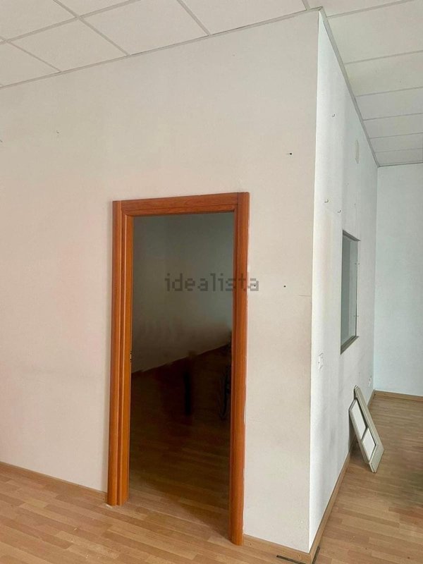 locale commerciale in affitto a Rieti