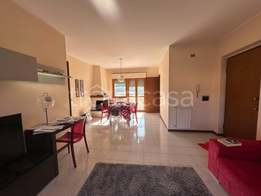 appartamento in affitto a Rieti in zona Campoloniano