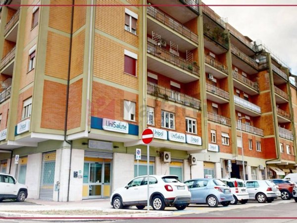 negozio in affitto a Rieti in zona Centro Città