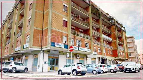 negozio in affitto a Rieti in zona Centro Città