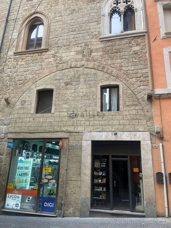 locale commerciale in affitto a Rieti in zona Centro Città