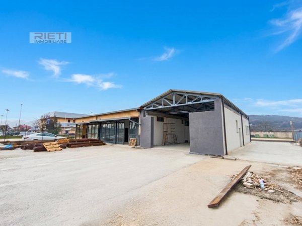 negozio in affitto a Rieti