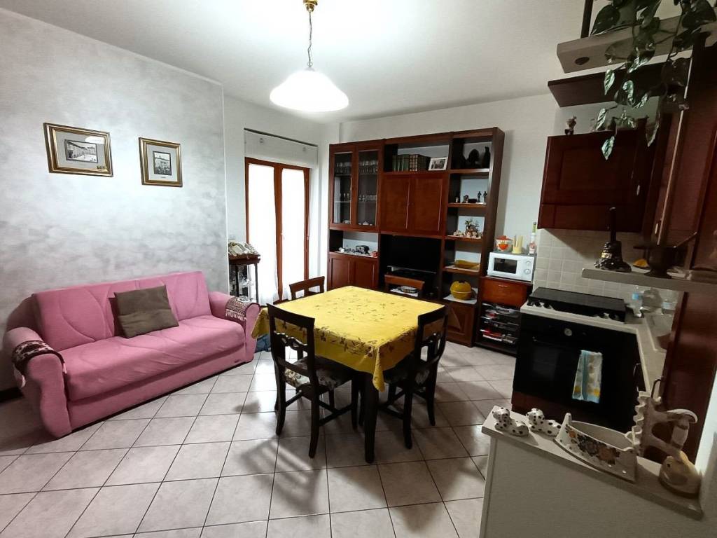 appartamento in affitto a Rieti in zona Campoloniano