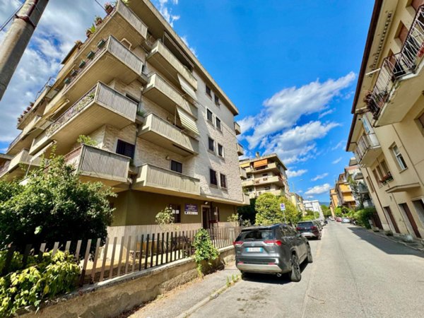 ufficio in affitto a Rieti in zona Viale Maraini