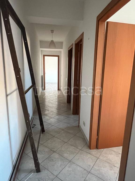 appartamento in affitto ad Albano Laziale in zona Cecchina
