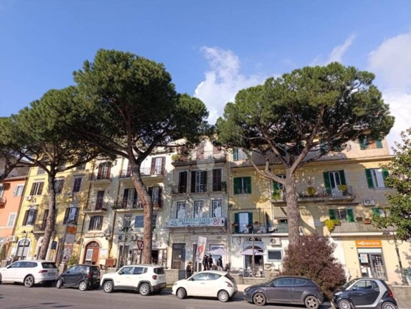 ufficio in affitto ad Albano Laziale