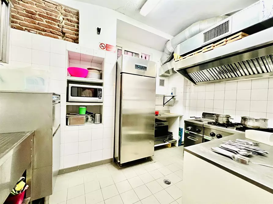 locale commerciale in affitto ad Albano Laziale