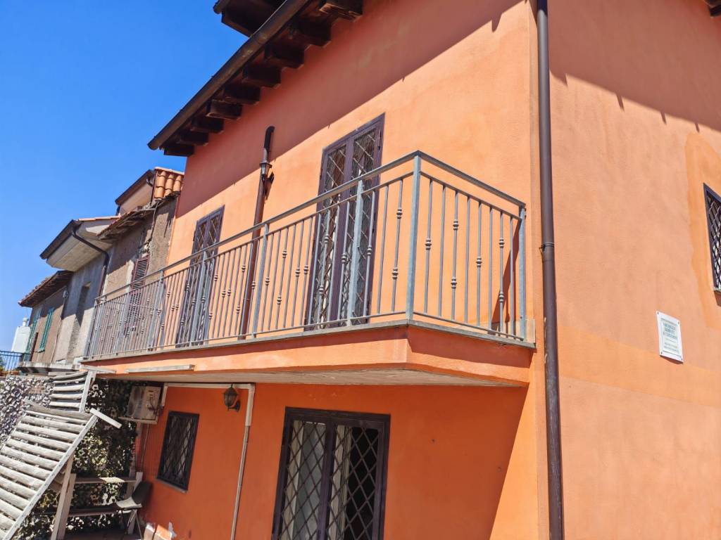 appartamento in affitto ad Albano Laziale in zona Cecchina