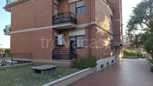appartamento in affitto ad Albano Laziale in zona Cecchina