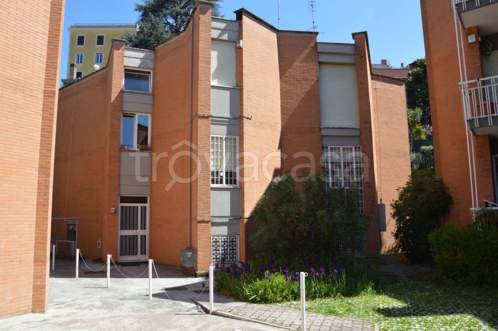 appartamento in affitto ad Albano Laziale