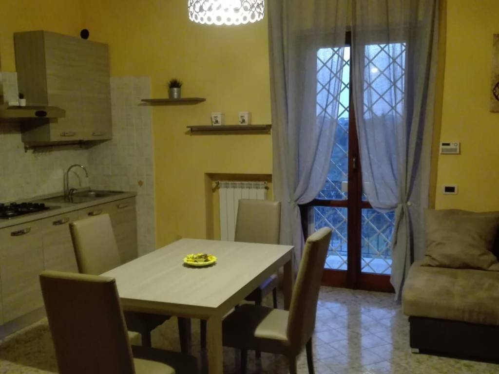 appartamento in affitto ad Albano Laziale in zona Cecchina