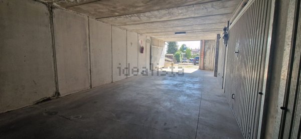locale di sgombero in affitto ad Albano Laziale