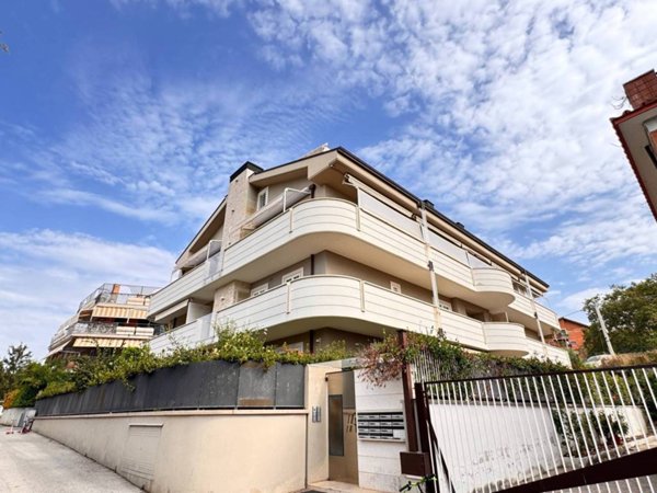appartamento in affitto ad Albano Laziale
