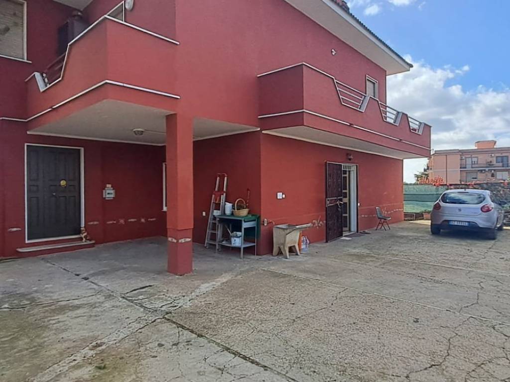 appartamento in affitto ad Albano Laziale in zona Pavona