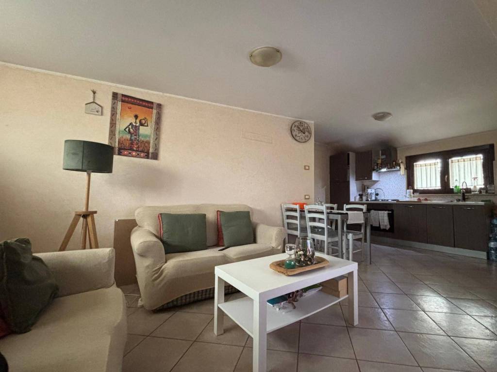 appartamento in affitto ad Albano Laziale in zona Pavona