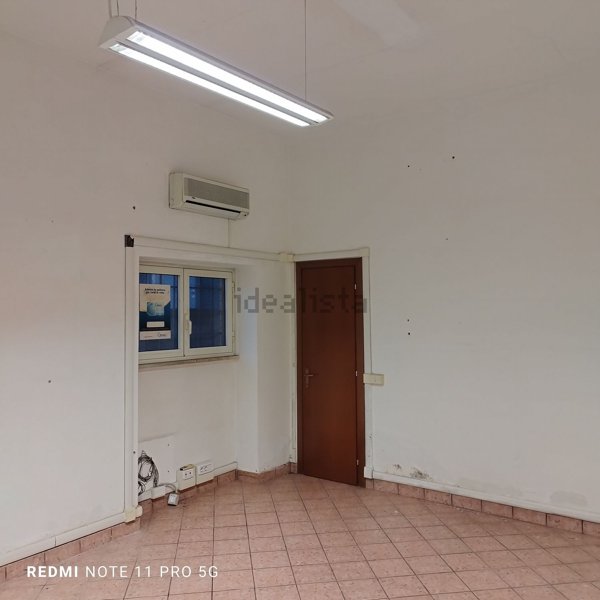 locale commerciale in affitto ad Albano Laziale