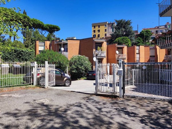 appartamento in affitto ad Albano Laziale