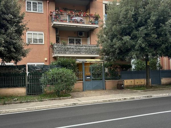 appartamento in affitto ad Albano Laziale in zona Pavona
