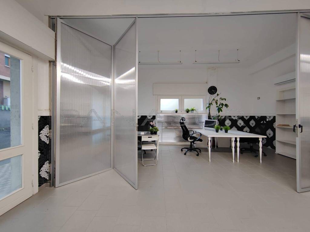 negozio in affitto ad Albano Laziale