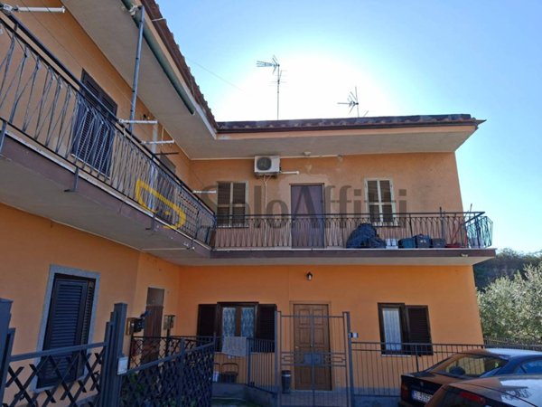 appartamento in affitto ad Albano Laziale in zona Cecchina