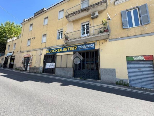 negozio in affitto ad Albano Laziale
