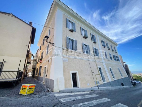 appartamento in affitto ad Albano Laziale