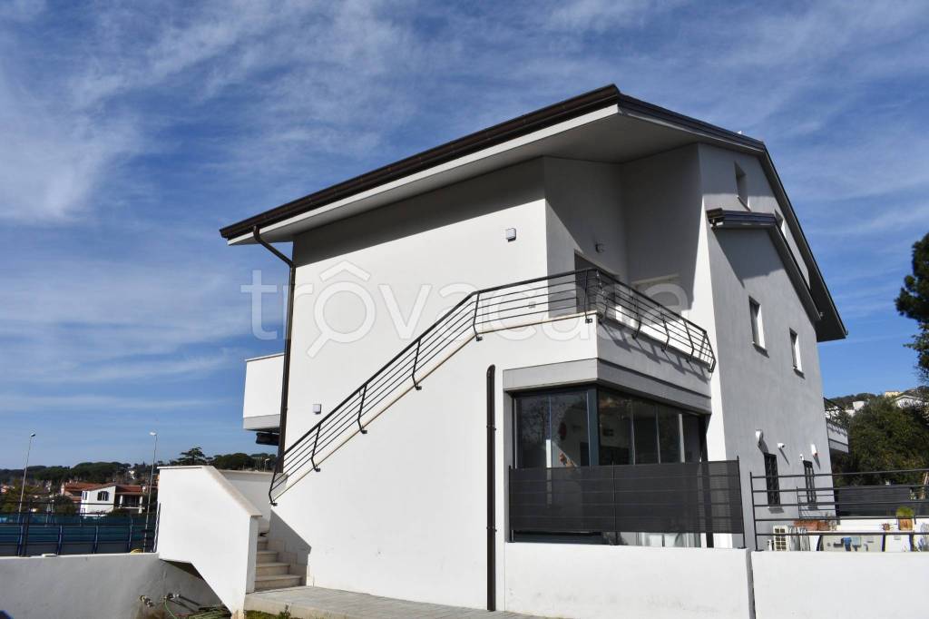 appartamento in affitto ad Albano Laziale