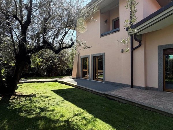 casa indipendente in affitto ad Albano Laziale