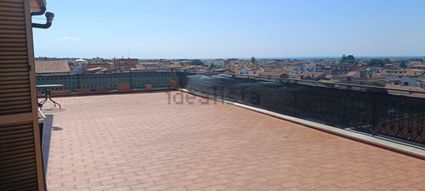 appartamento in affitto ad Albano Laziale in zona Pavona