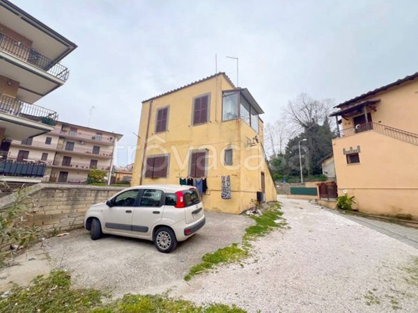 appartamento in affitto ad Albano Laziale