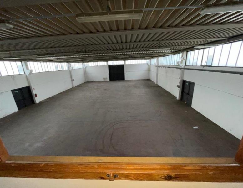 locale commerciale in affitto ad Albano Laziale in zona Pavona