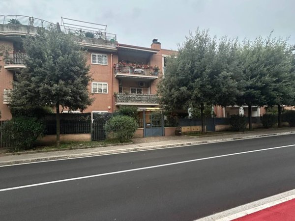 appartamento in affitto ad Albano Laziale in zona Pavona