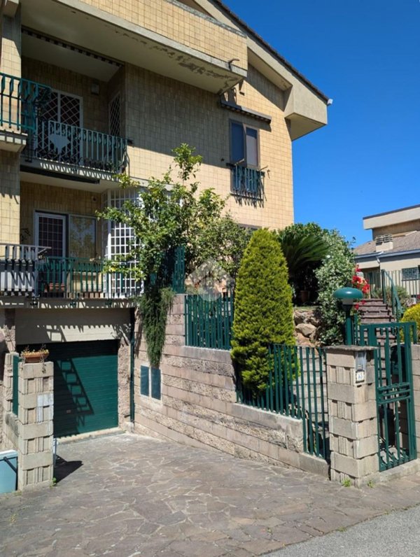 appartamento in affitto ad Albano Laziale