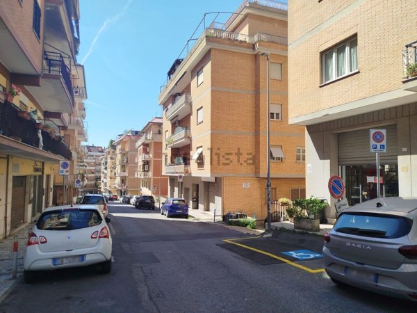 ufficio in affitto ad Albano Laziale